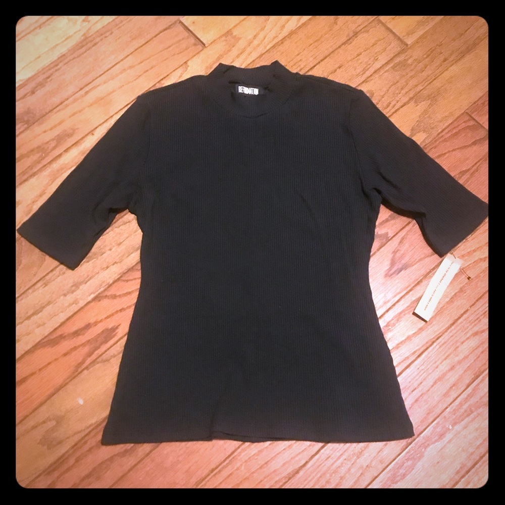 ⭐️Price Reduced⭐️ NWT Reformation Beechmont Top